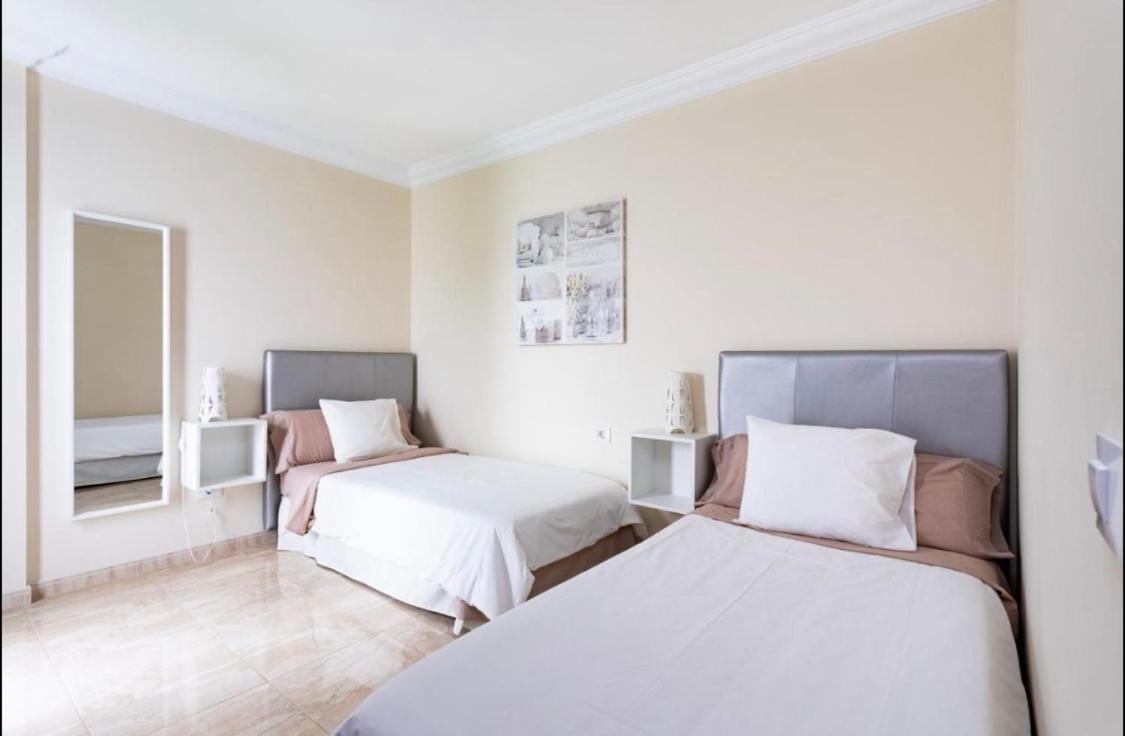 Apartamento Rolycar 103 Icod De Los Vinos Luaran gambar